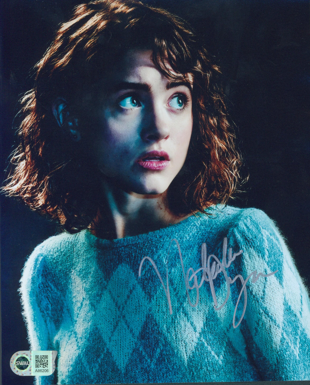 Natalia Dyer 8x10 Photo - SWAU Authenticated - SWAU