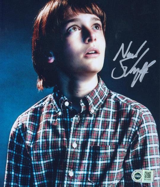 Noah Schnapp Signed 8x10 Photo - SWAU Authenticated