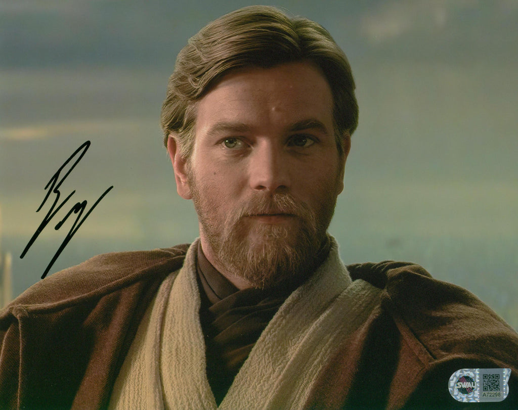 Ewan McGregor Signed 8x10 Photo - SWAU Authenticated