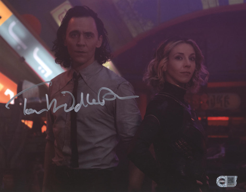 Tom Hiddleston Signed 11x14 Photo - SWAU Authenticated